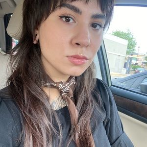 Meet your Posher, Abby